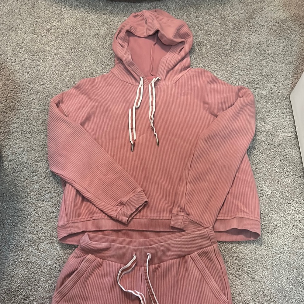 Aerie Jogger Pants & Hoodie Set